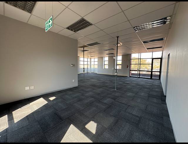 960M² OFFICE TO LET IN HIGHVELD TECHNOPARK